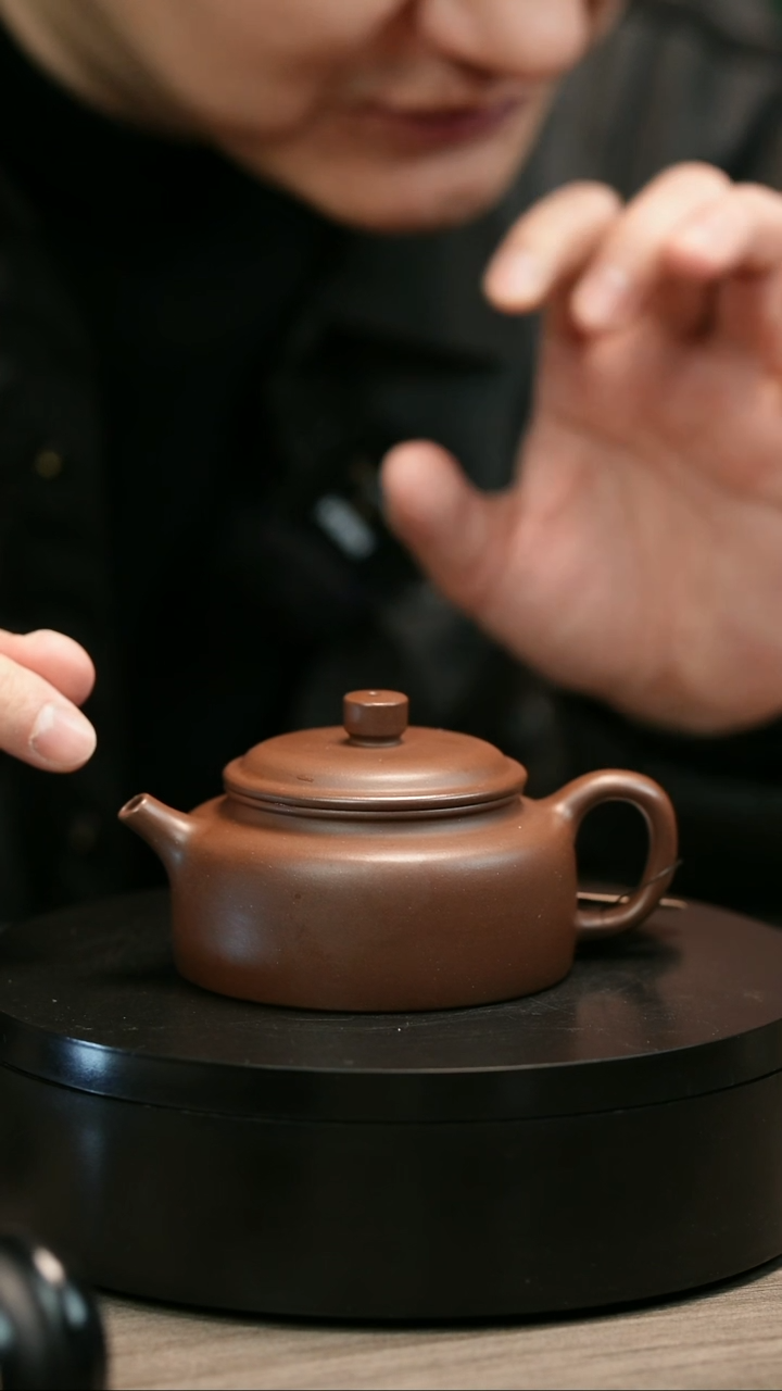茶壶紫砂颍*H2311赵信军底槽青扁德中