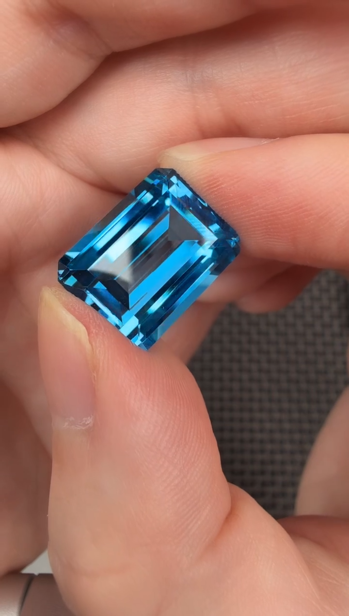 【闪购商品】托帕石裸石未镶嵌19ct-B012281