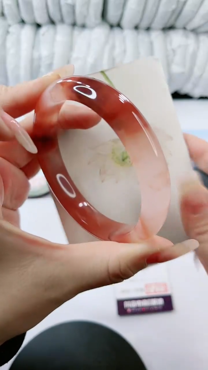 【闪购商品】石英质玉手镯未镶嵌多样性发货E8-62