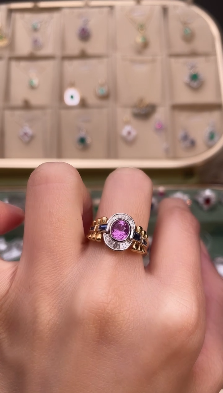 【闪购商品】彩色蓝宝石戒指18K金镶嵌无烧主石：1ct