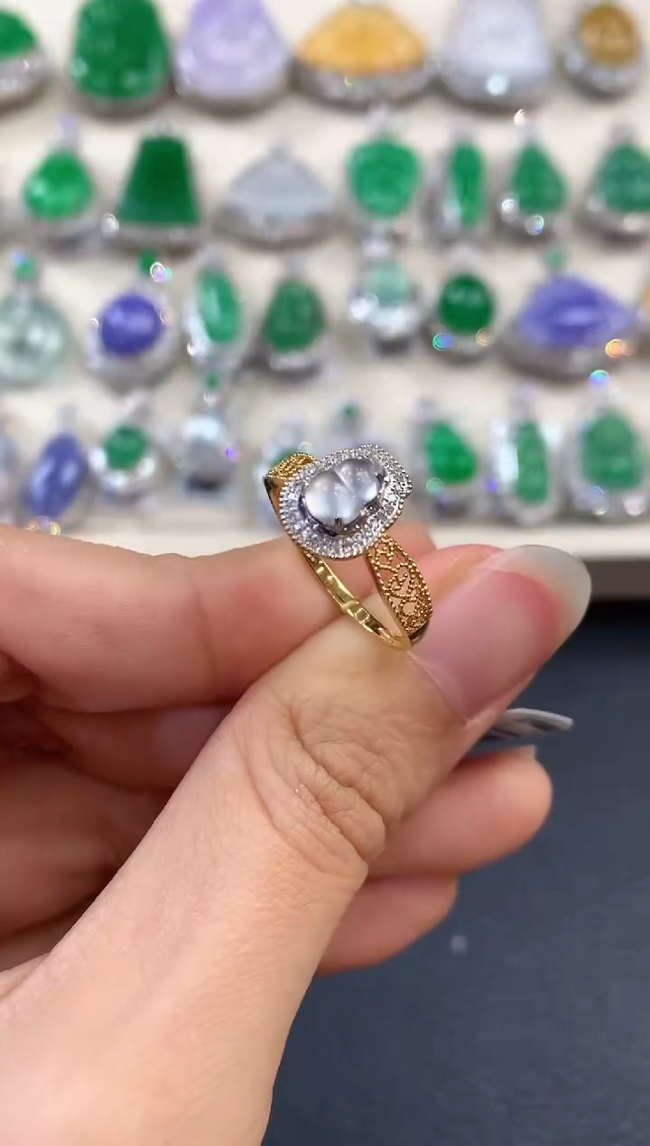 【闪购商品】翡翠戒指18K金镶嵌 C16       