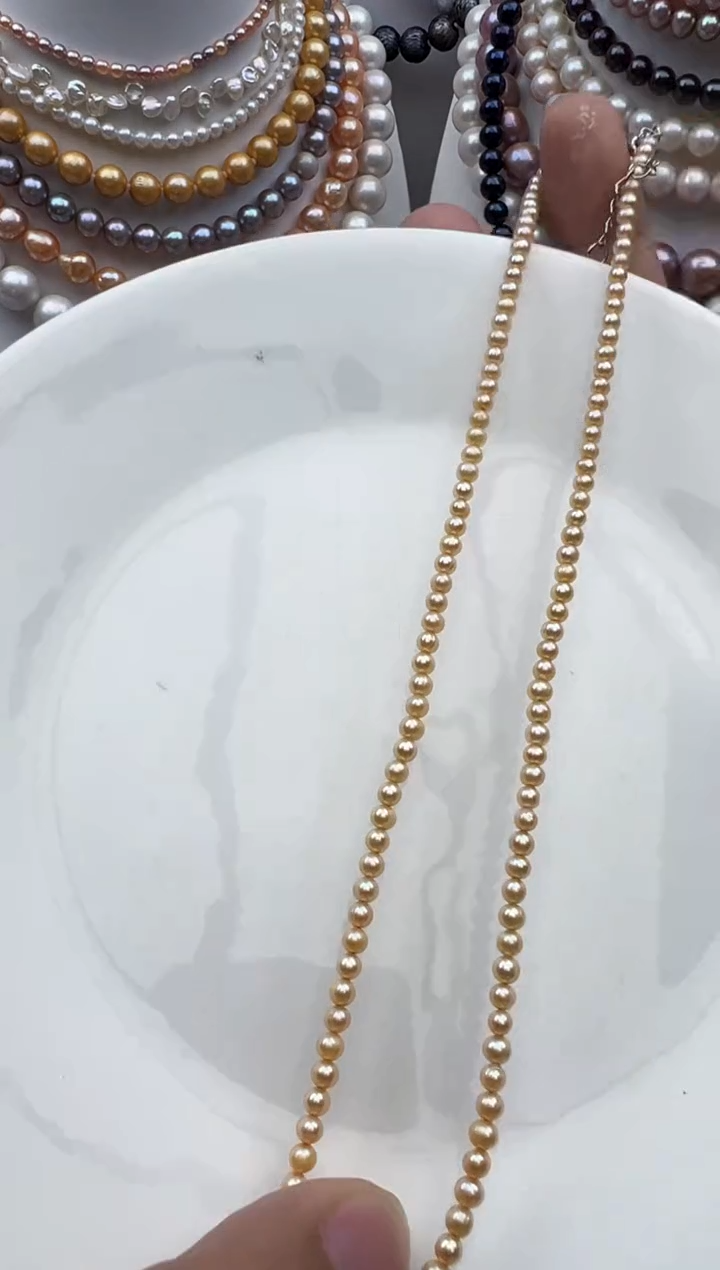 淡水珍珠未镶嵌颈饰1