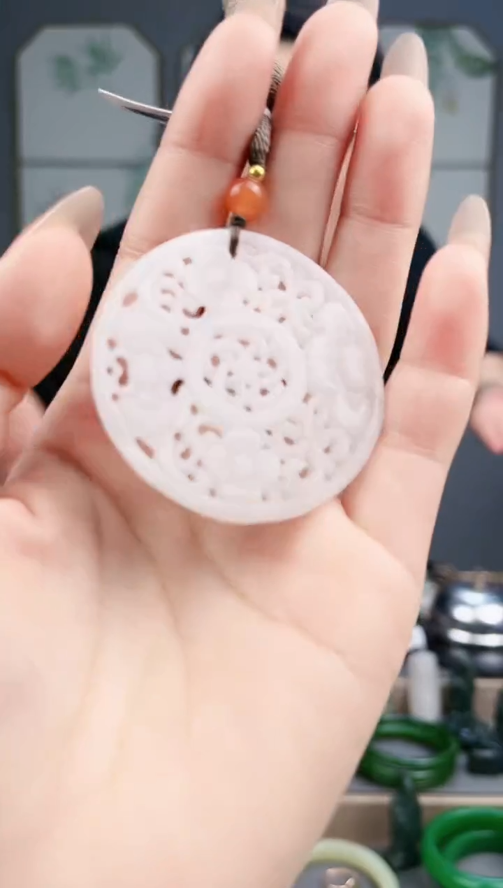 【闪购商品】和田玉颈饰未镶嵌AA多样性发货 拍一发一