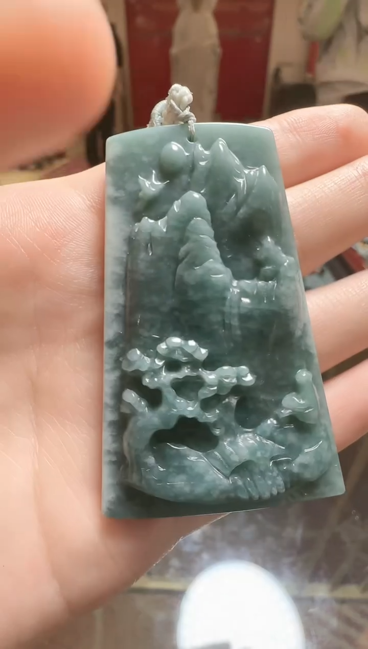 【闪购商品】翡翠吊坠(不含链)未镶嵌翡翠