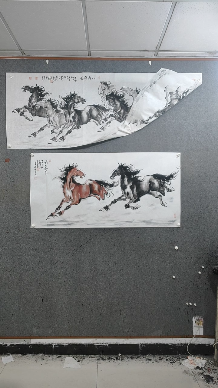 国画水墨写意双骏马图