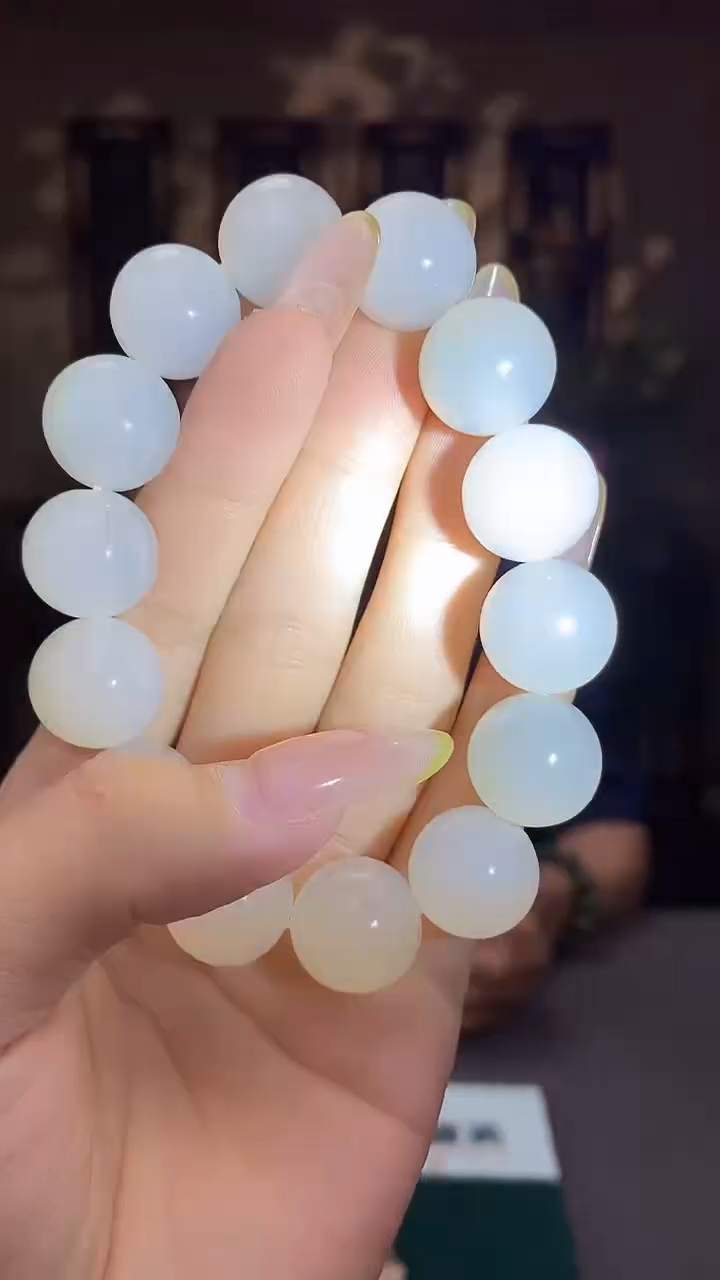 和田玉未镶嵌颈饰C869