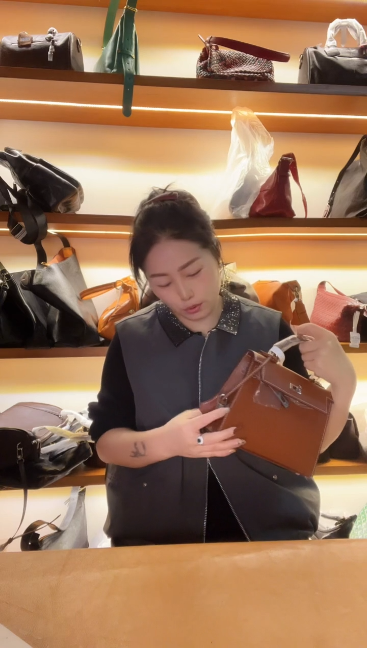 牛皮（革）高端订制时尚百搭女士手提斜跨包