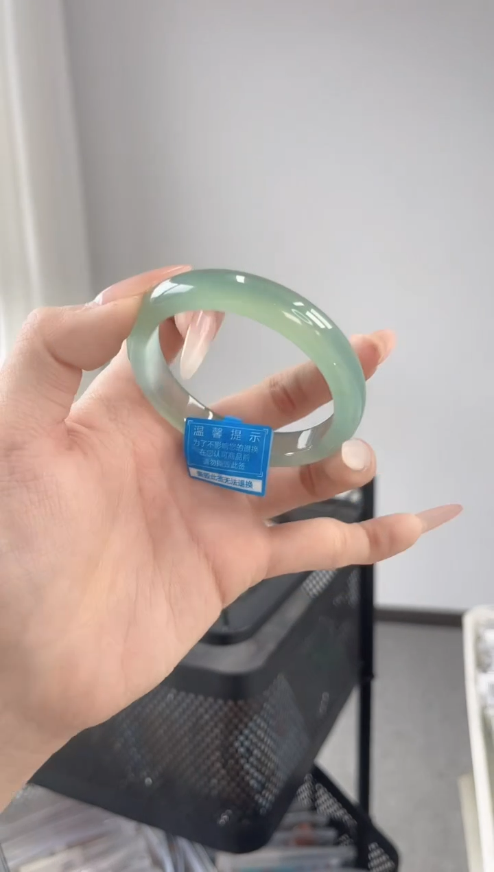 【闪购商品】玛瑙/玉髓手镯未镶嵌51-52圈