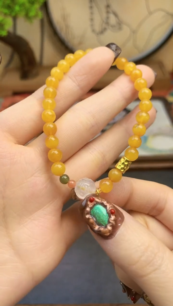 【闪购商品】蜜蜡手链未镶嵌133手串