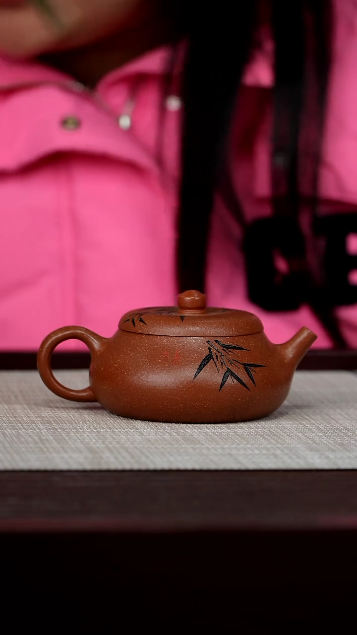 【闪购商品】宜兴原矿紫砂壶茶壶150C