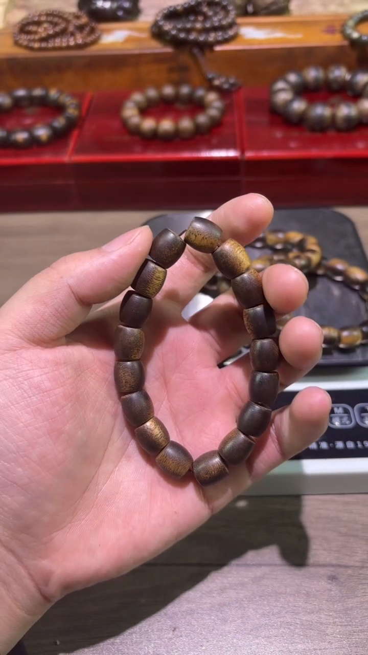 【闪购商品】木天九专属海南鹦哥绿qn