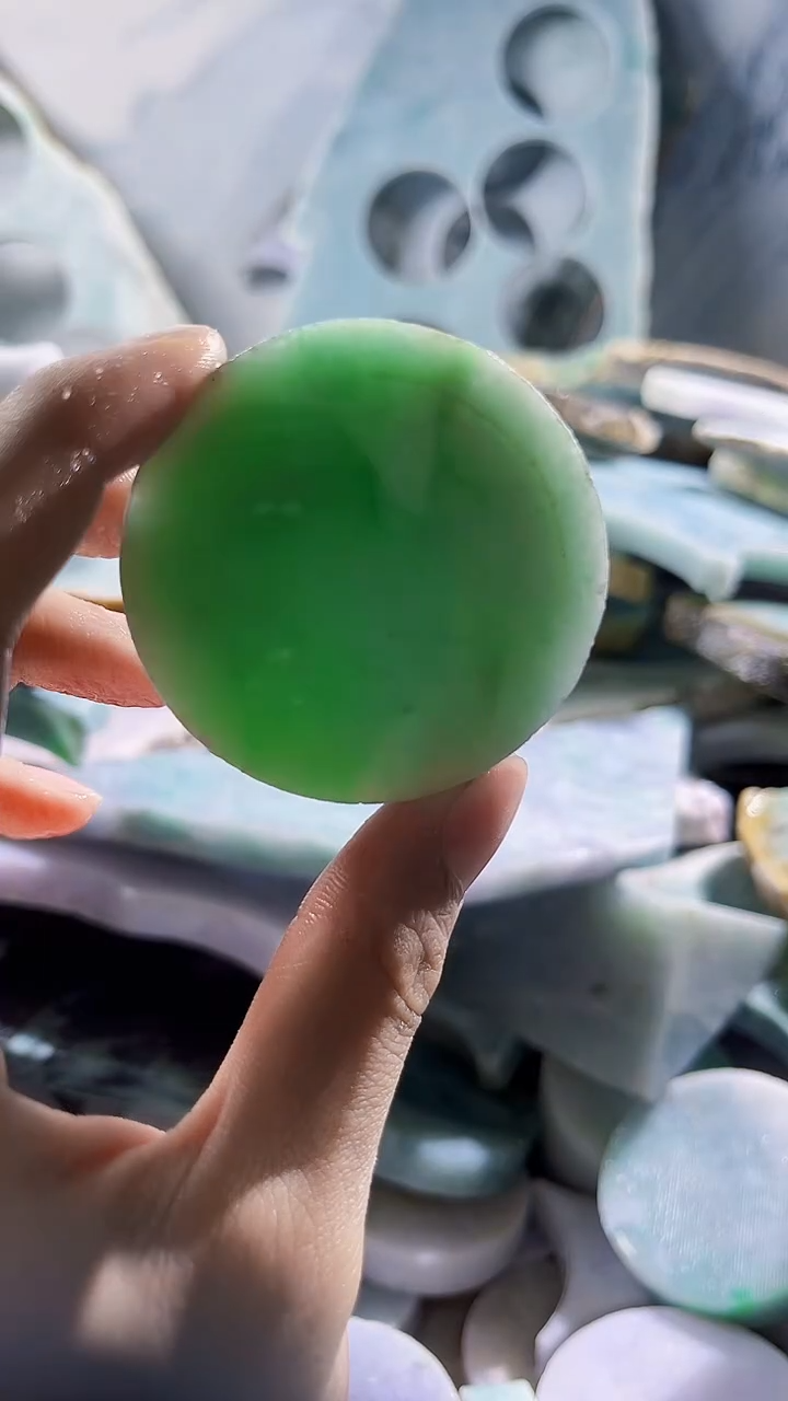 翡翠裸石缅甸翡翠A货陈5614