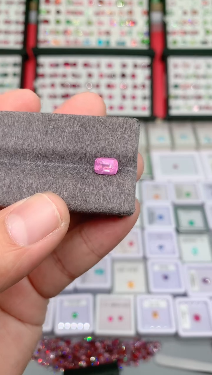 【闪购商品】尖晶石裸石未镶嵌1.66ct马亨盖