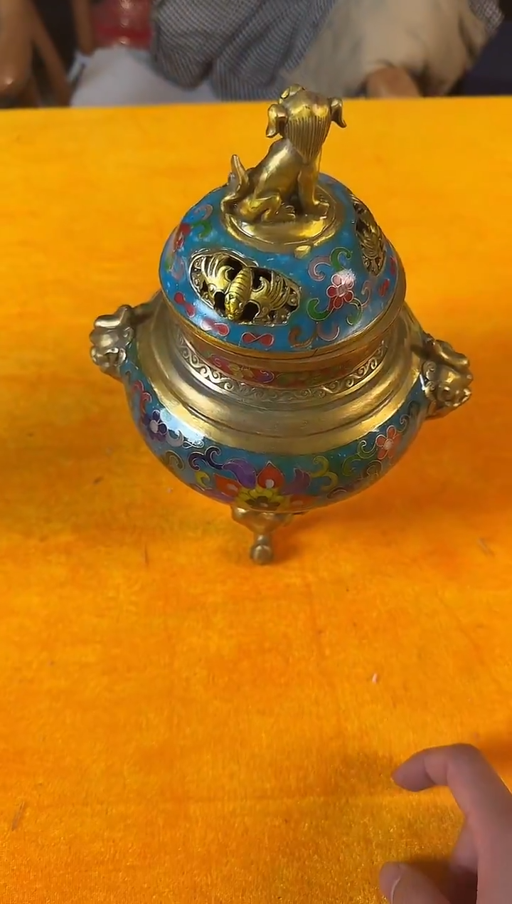 1111景德镇陶瓷摆件K32