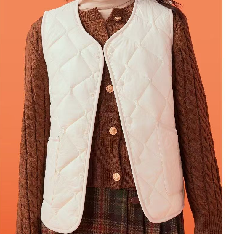 秋冬新款米白色保暖上衣马甲4801