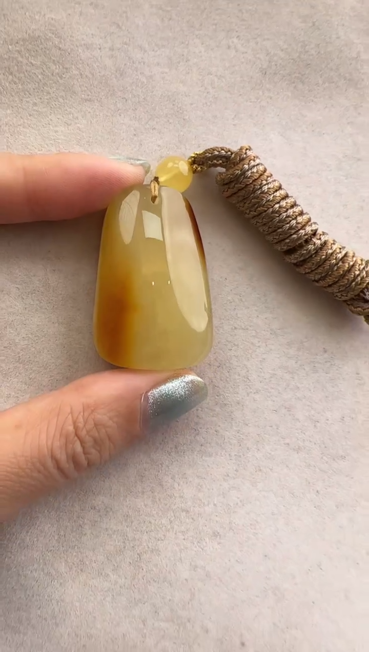 【闪购商品】琥珀裸石未镶嵌10214228-吊坠