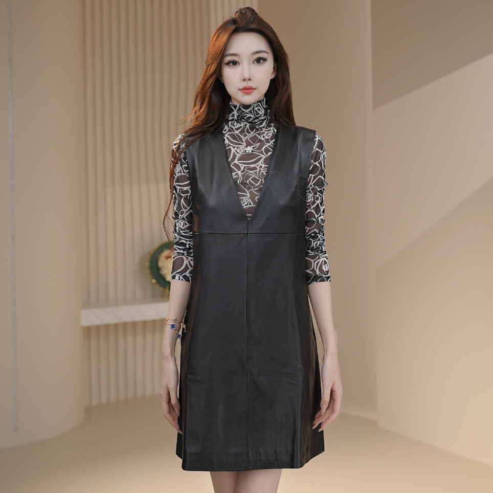 AMASS/阿玛施秋冬黑色气质百搭羊皮革无袖时髦女装连衣裙5500495