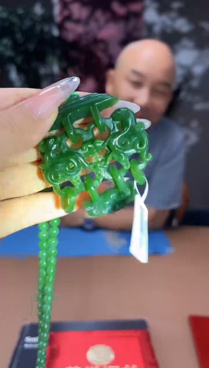 和田玉未镶嵌颈饰A202