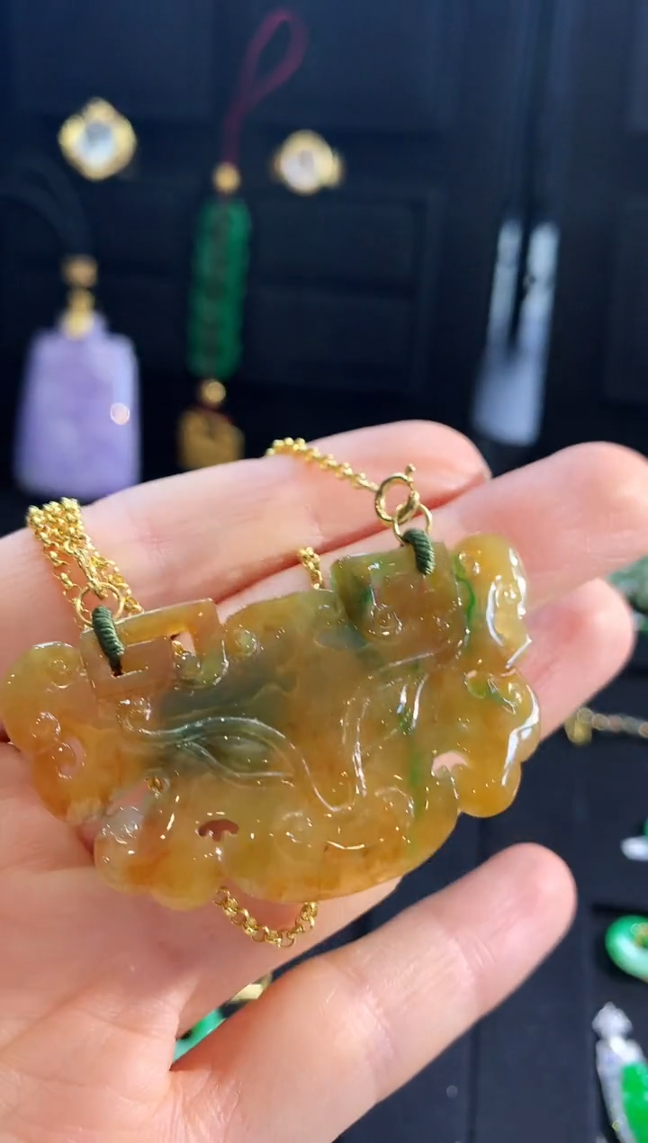 【闪购商品】翡翠颈饰18K金镶嵌颈饰