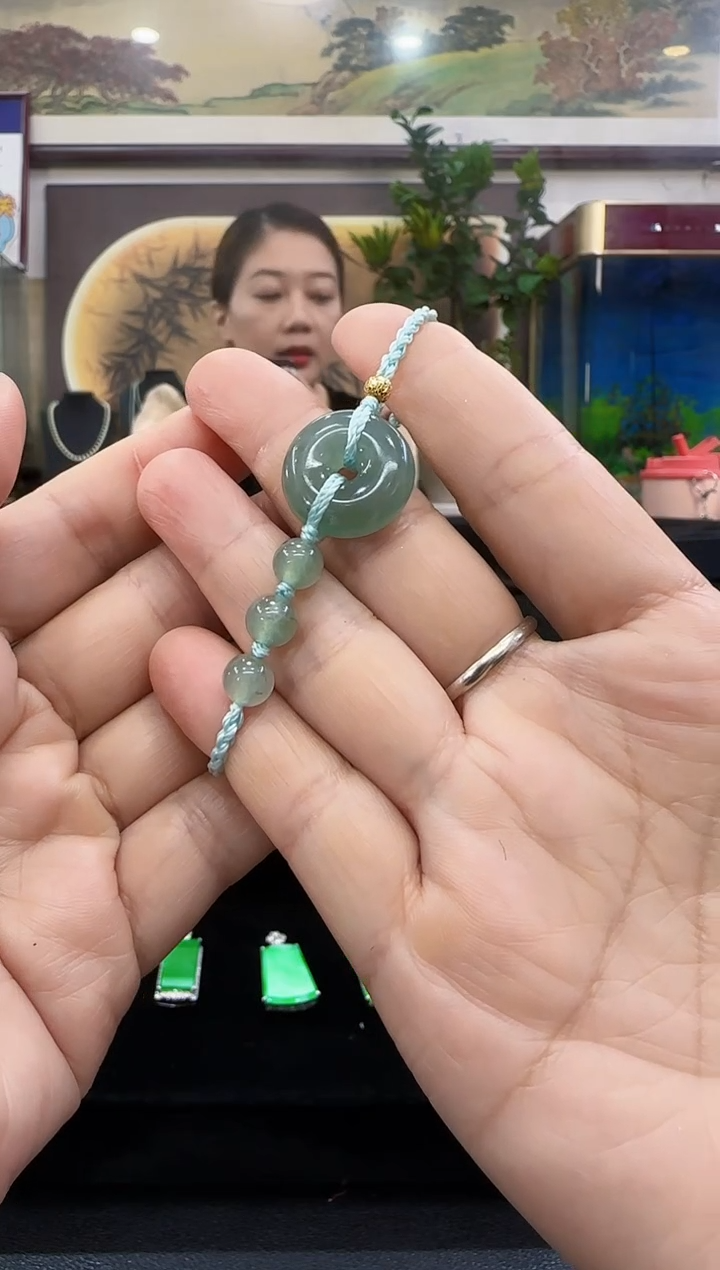 颈饰18K金镶嵌翡翠KK   平安扣
