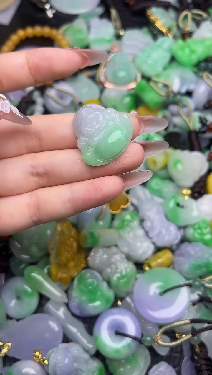 翡翠未镶嵌颈饰天然缅甸翡翠吊坠