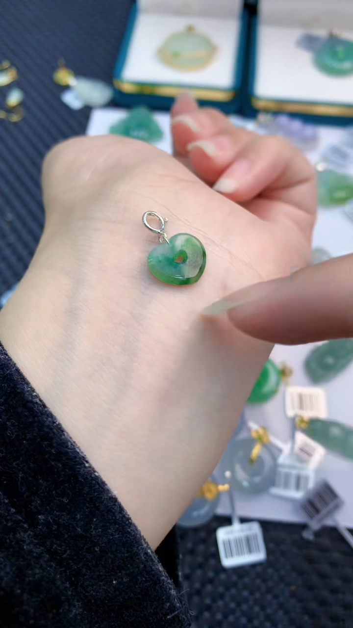 【闪购商品】翡翠颈饰银S925镶嵌            8