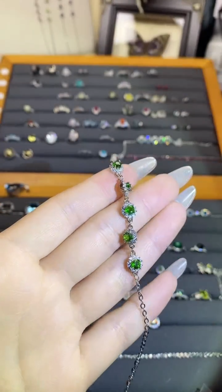 【闪购商品】水晶手链银S925镶嵌A70