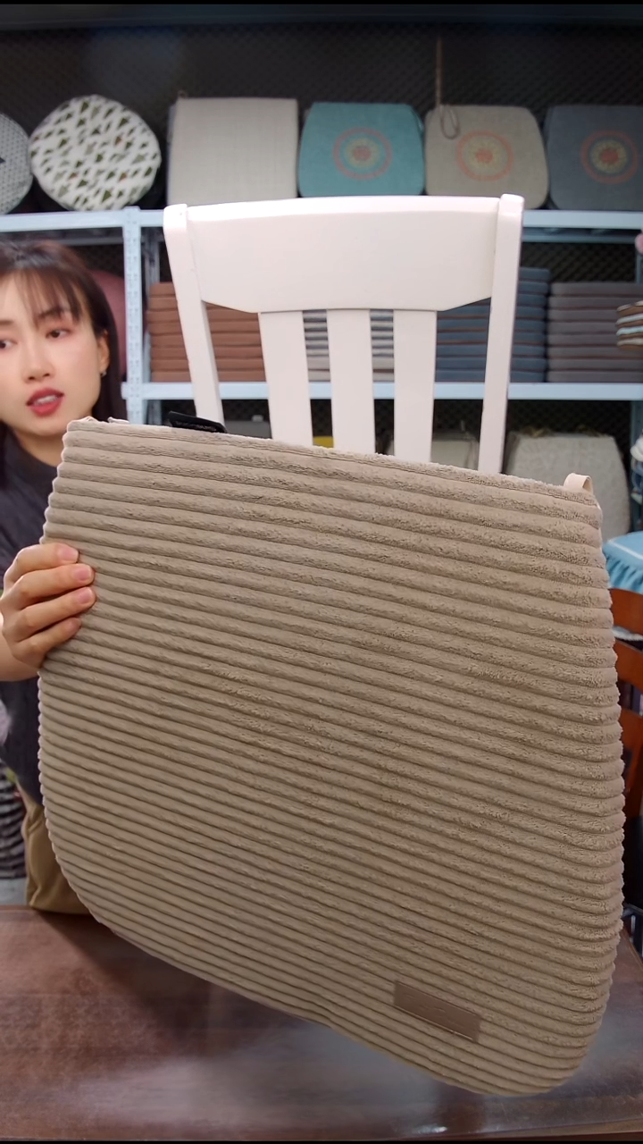 布灯芯绒：咖色4个