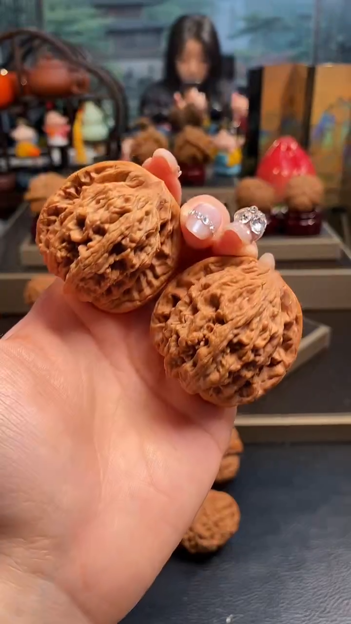 【闪购商品】文玩核桃吊坠K232麦穗虎头43