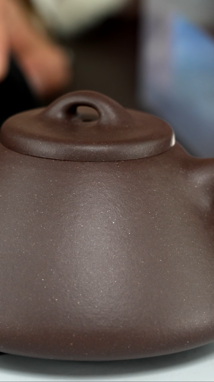 茶壶紫砂天*底槽青230毫升1111