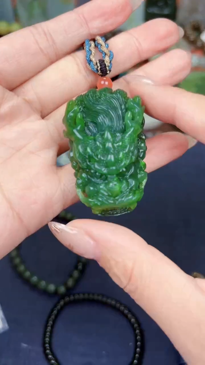 颈饰未镶嵌和田玉和田玉