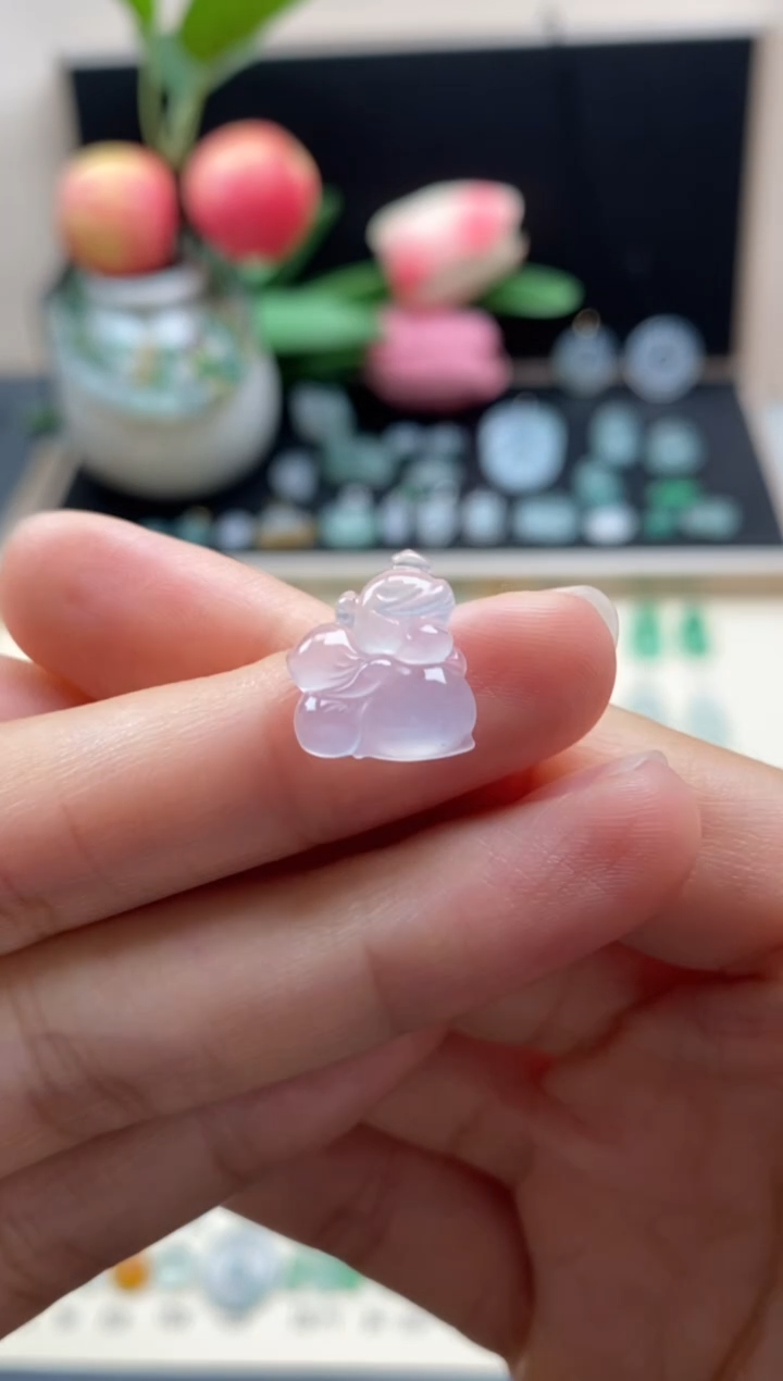 翡翠未镶嵌颈饰翡翠冰种仙子