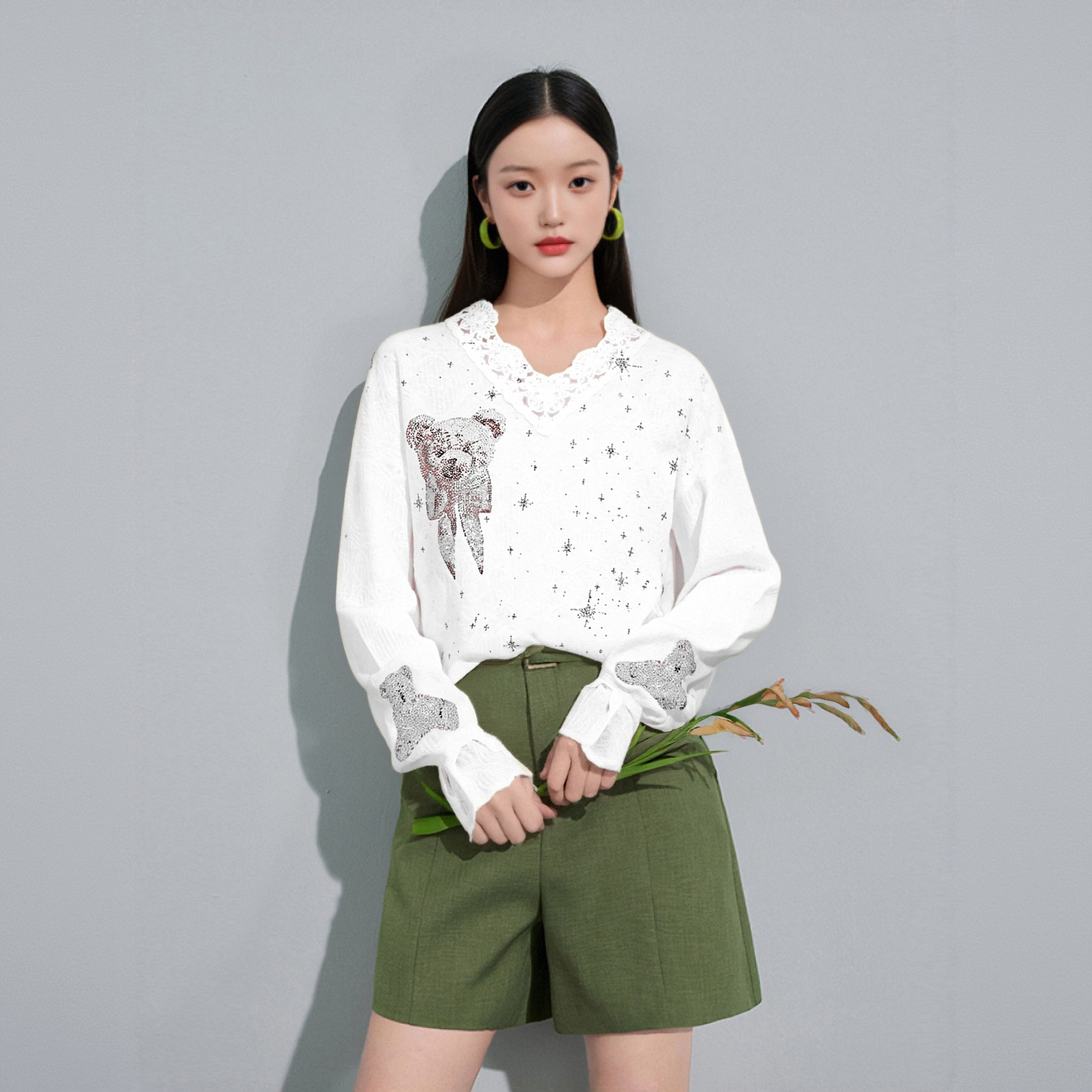 TCH【柔软舒适】冬款时尚烫钻休闲女装针织衫T75D09E1302私服tch
