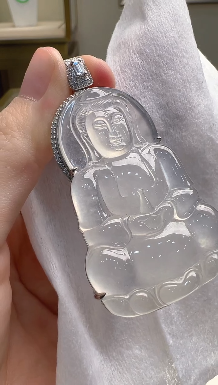 【闪购商品】翡翠吊坠(不含链)18K金镶嵌多样性发货拍一发一