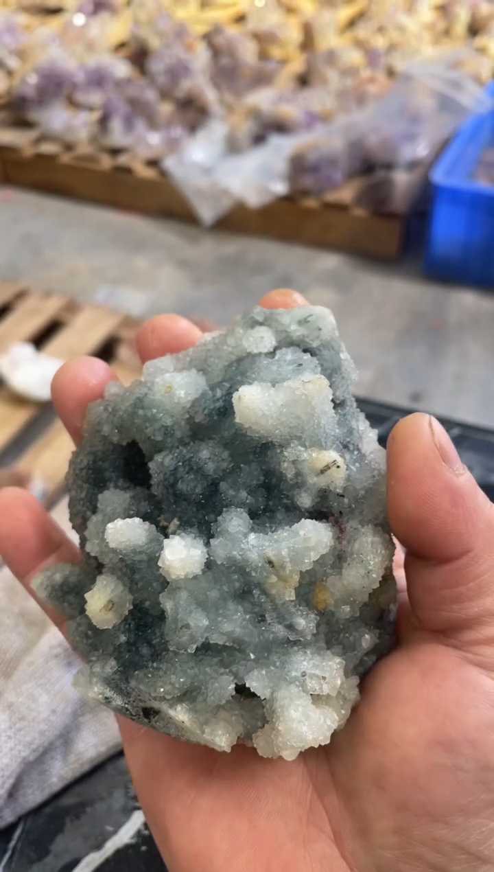 【闪购商品】水晶原石未镶嵌原石摆件