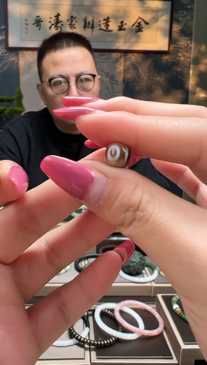 【闪购商品】玛瑙/玉髓珠子未镶嵌卡8mm