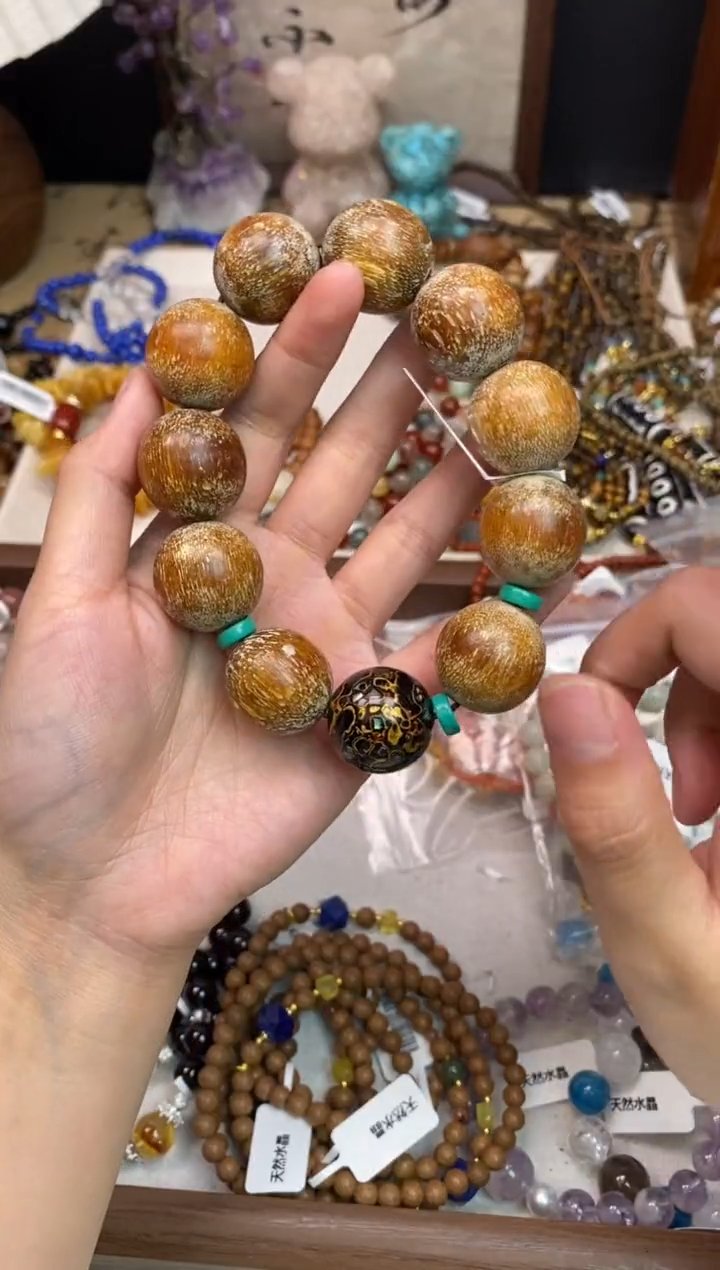未镶嵌石英质玉手饰139