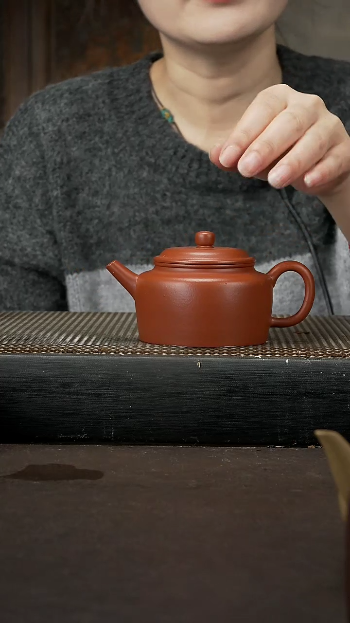 【闪购商品】紫砂茶壶赵庄朱泥 德钟170cc 037