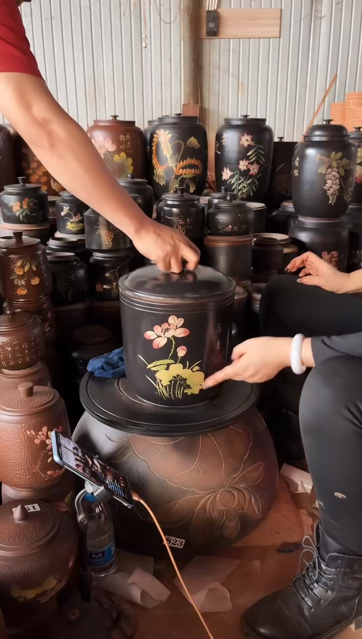 【闪购商品】壶瑕疵七饼彩填 内裂 274   