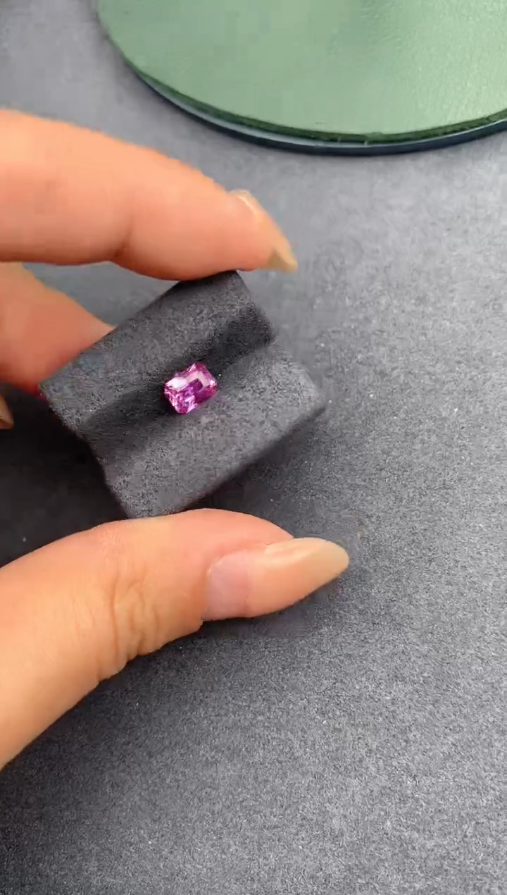 【闪购商品】彩色蓝宝石裸石未镶嵌1ct帕帕拉恰