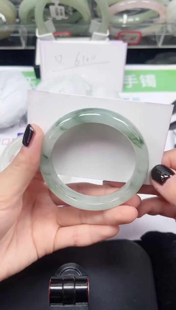 未镶嵌手镯石英质玉63-52/53