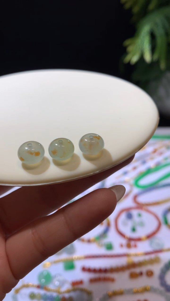【闪购商品】定制翡翠未镶嵌9.6*6.8三颗鼓珠6000+60