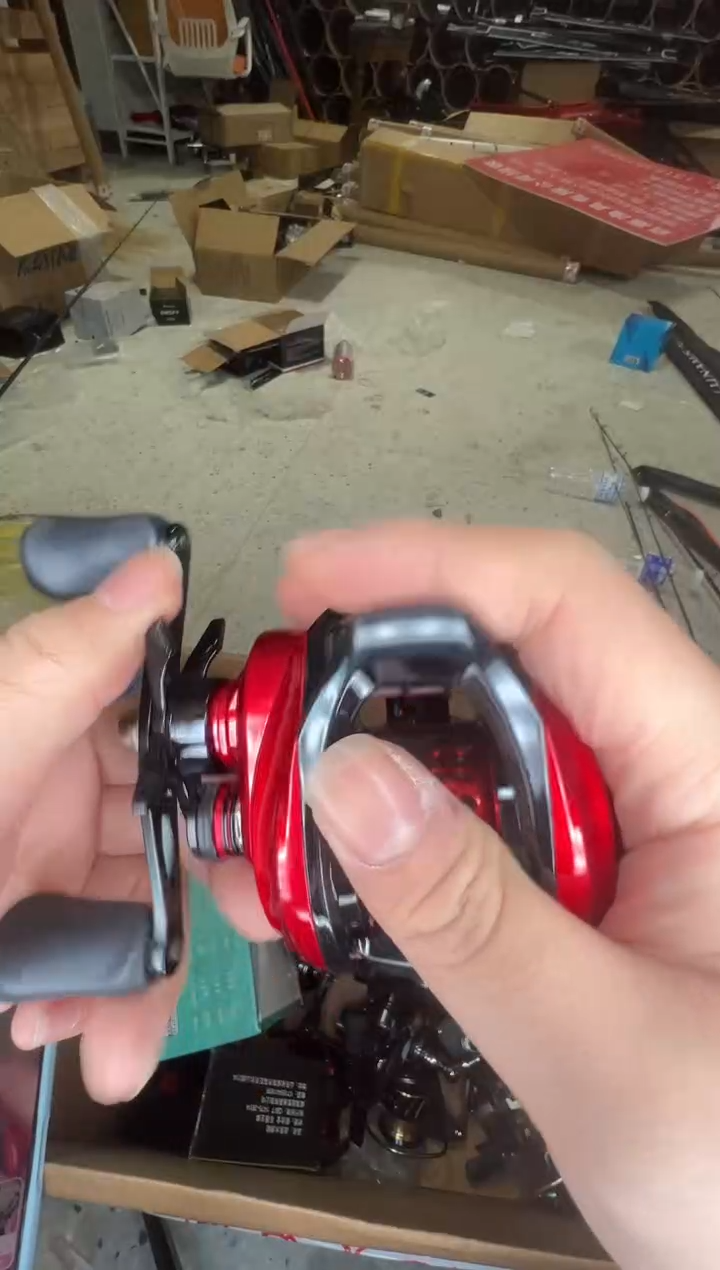 红色线杯左手水滴轮