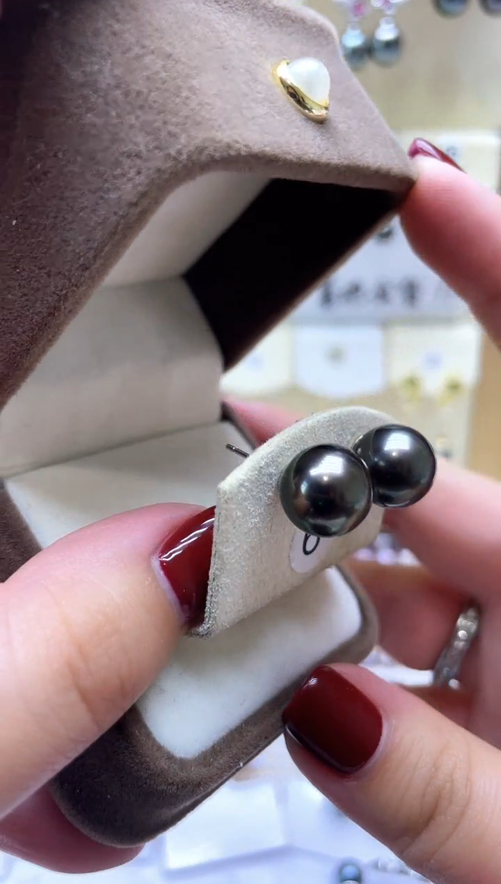 【闪购商品】海水珍珠耳饰银S925镶嵌大溪地耳钉