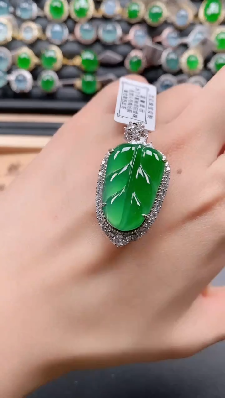 银S925镶嵌戒指翡翠1111