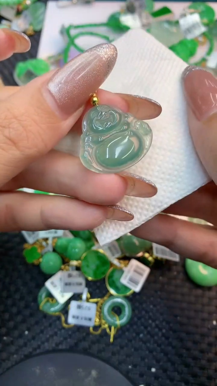 颈饰未镶嵌翡翠1