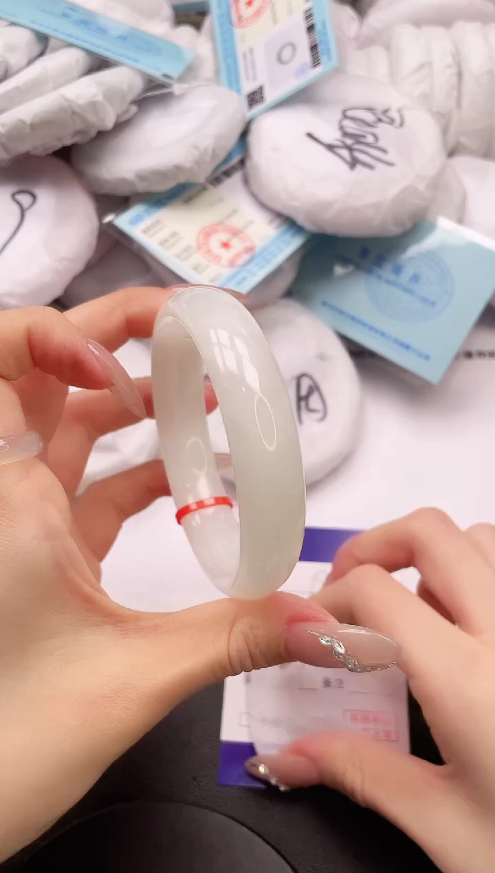 【闪购商品】和田玉手镯未镶嵌3K187-58