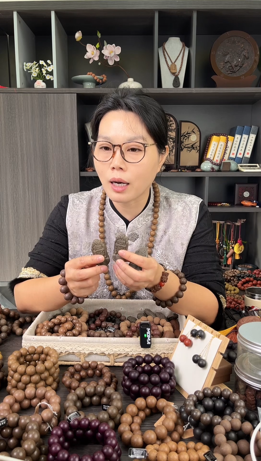 捡漏-瑕疵双面观音牌