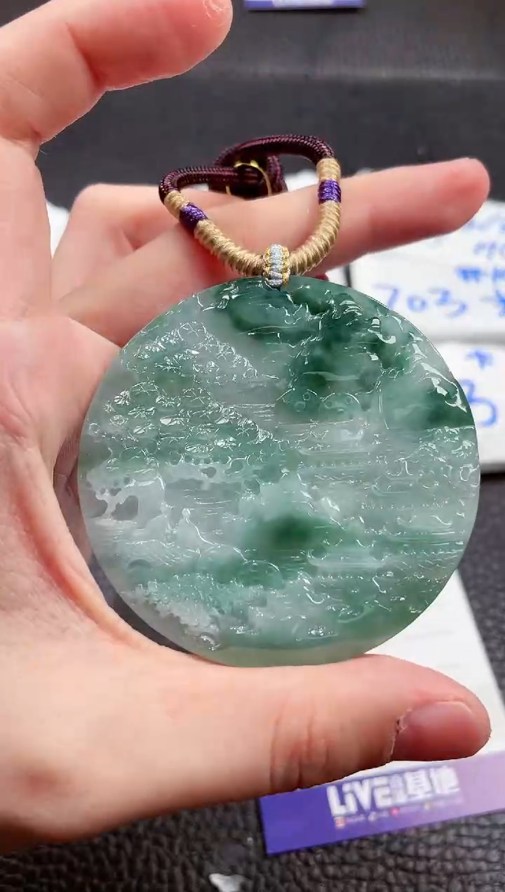 【闪购商品】翡翠未镶嵌颈饰00001897