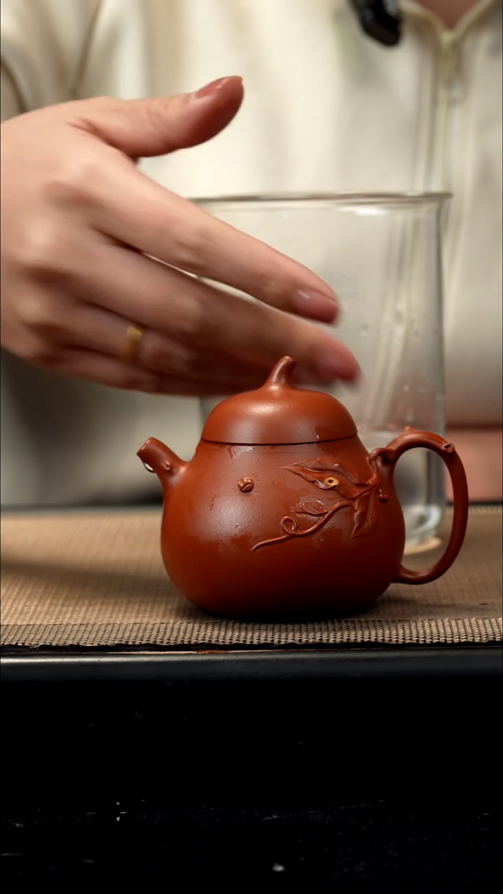 紫砂茶盏朱泥贴叶茄瓜150CC